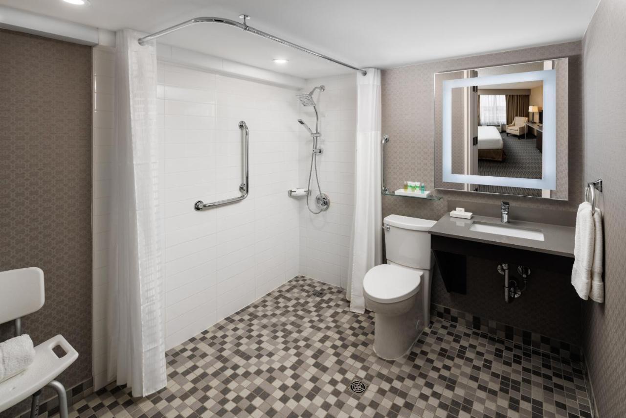 Pomeroy Hotel & Conference Centre Grande Prairie Esterno foto
