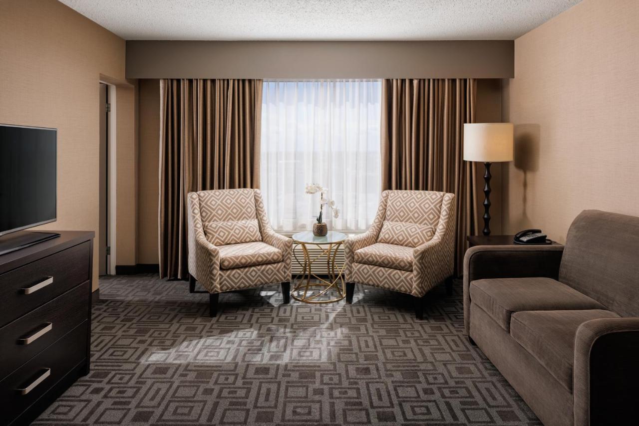 Pomeroy Hotel & Conference Centre Grande Prairie Esterno foto