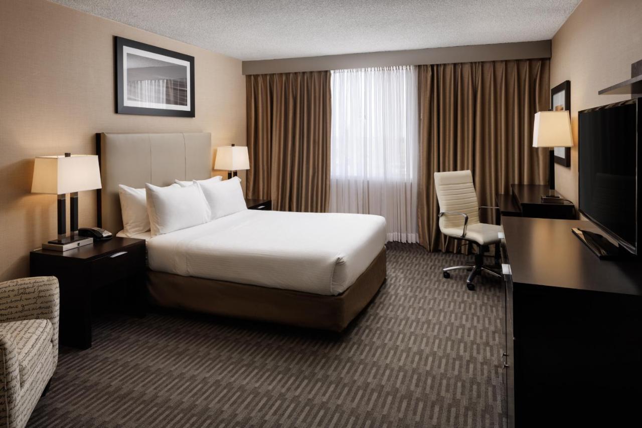 Pomeroy Hotel & Conference Centre Grande Prairie Esterno foto