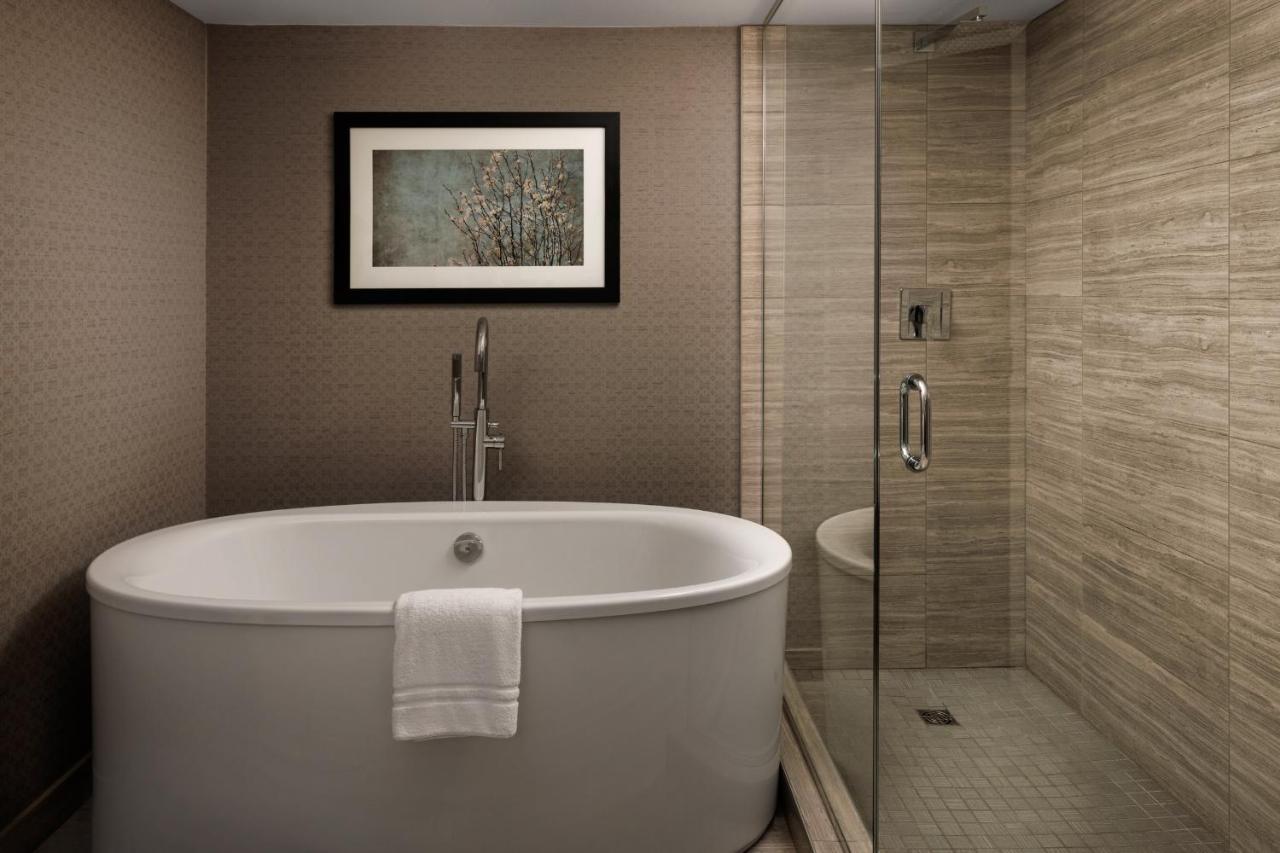 Pomeroy Hotel & Conference Centre Grande Prairie Esterno foto