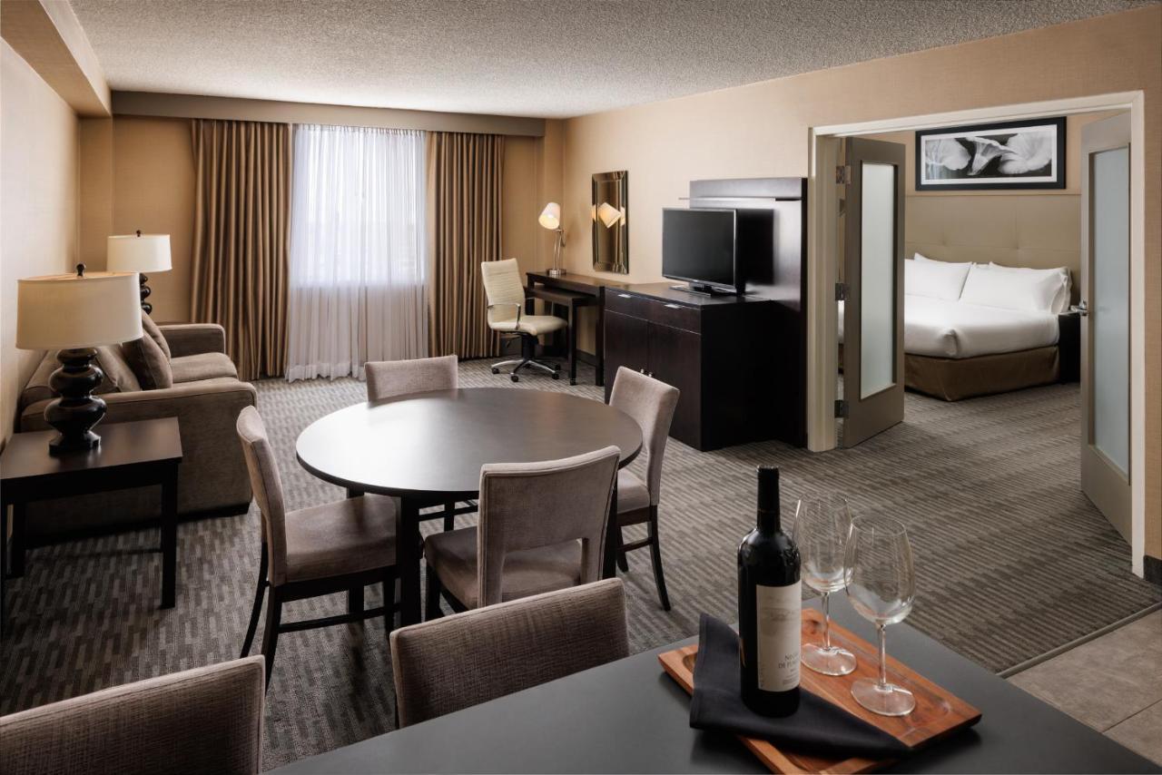 Pomeroy Hotel & Conference Centre Grande Prairie Esterno foto