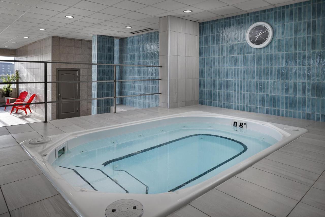 Pomeroy Hotel & Conference Centre Grande Prairie Esterno foto