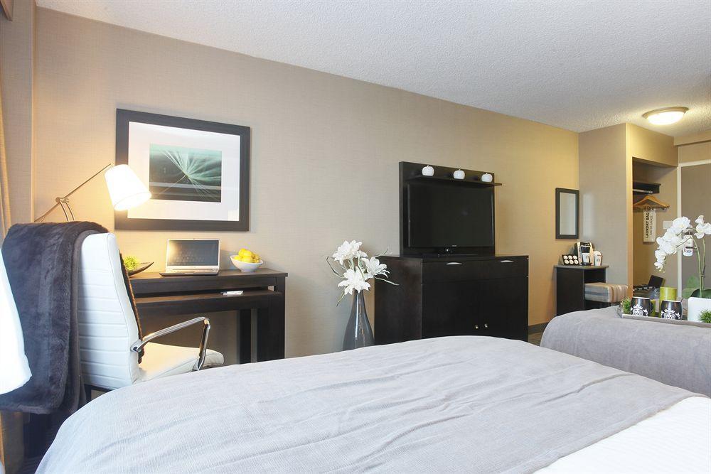 Pomeroy Hotel & Conference Centre Grande Prairie Esterno foto