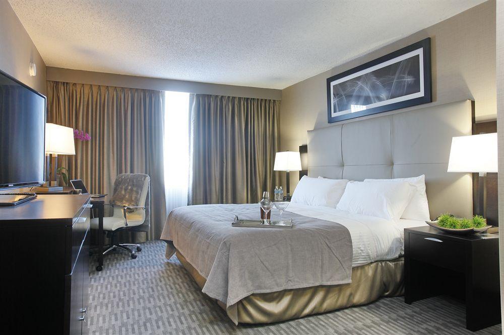 Pomeroy Hotel & Conference Centre Grande Prairie Esterno foto