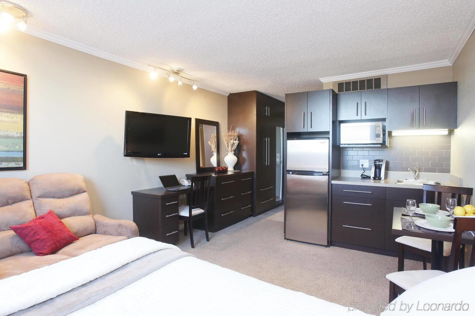 Pomeroy Hotel & Conference Centre Grande Prairie Esterno foto
